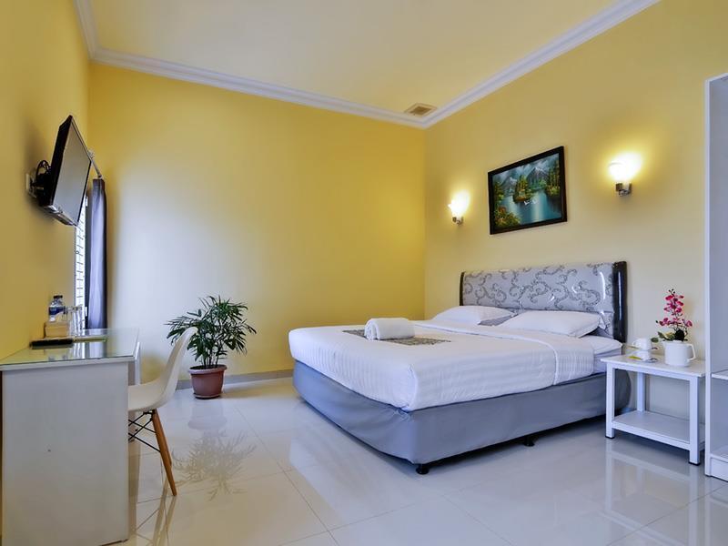 Riverstone Hotel&Cottage Batu  Buitenkant foto